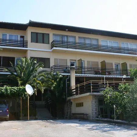 Quadruple Starigrad 6637g Starigrad Paklenica
